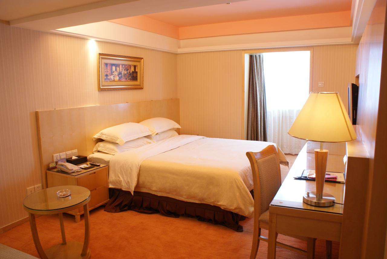 Vienna Hotel - Da Ju Yuan Branch شينزين المظهر الخارجي الصورة