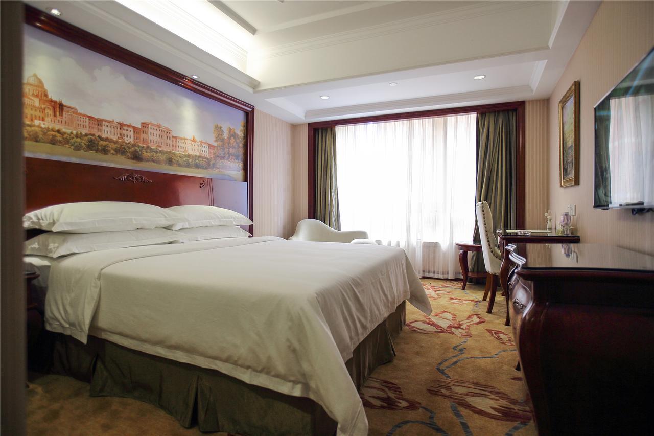 Vienna Hotel - Da Ju Yuan Branch شينزين المظهر الخارجي الصورة