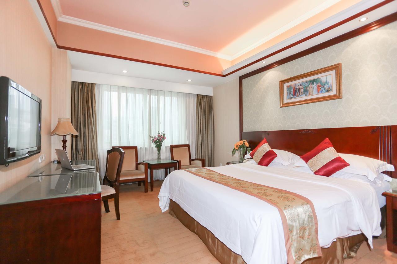 Vienna Hotel - Da Ju Yuan Branch شينزين المظهر الخارجي الصورة