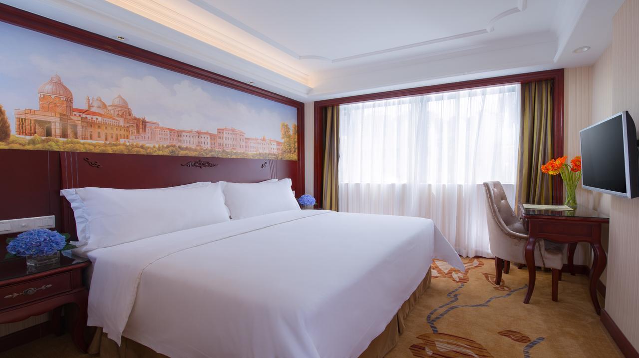 Vienna Hotel - Da Ju Yuan Branch شينزين المظهر الخارجي الصورة