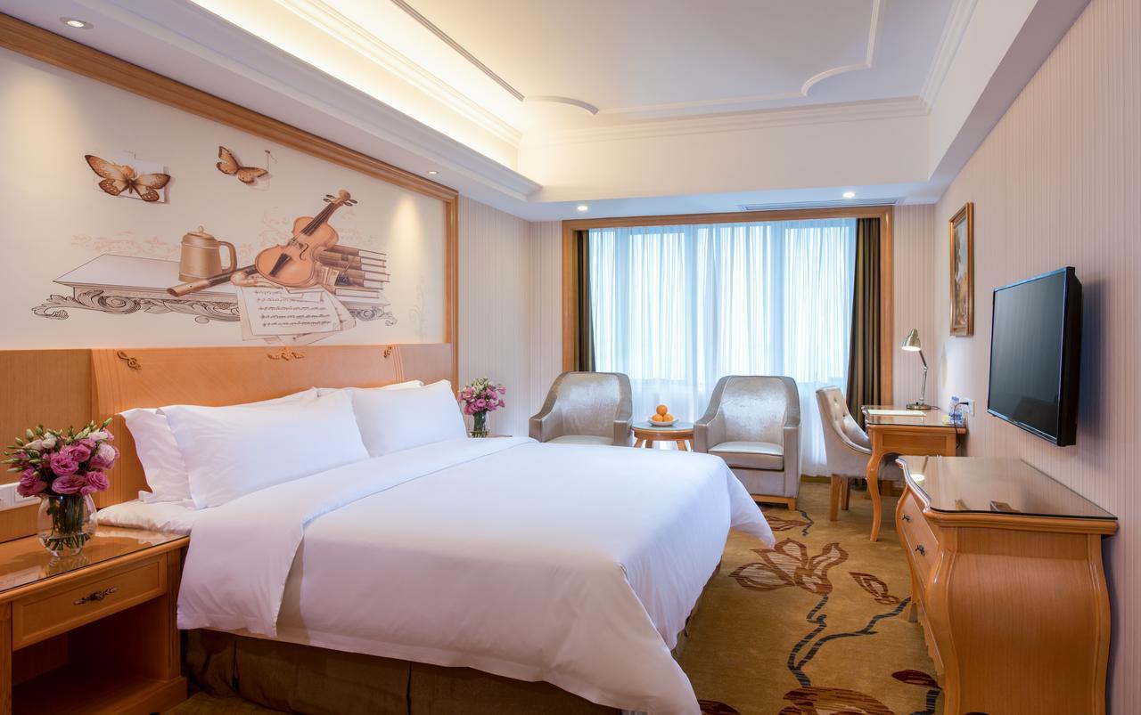 Vienna Hotel - Da Ju Yuan Branch شينزين المظهر الخارجي الصورة